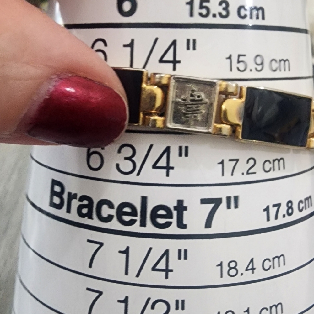 Elegant Gold Tone and Black Women's Bracelet - Picture 6 of 6